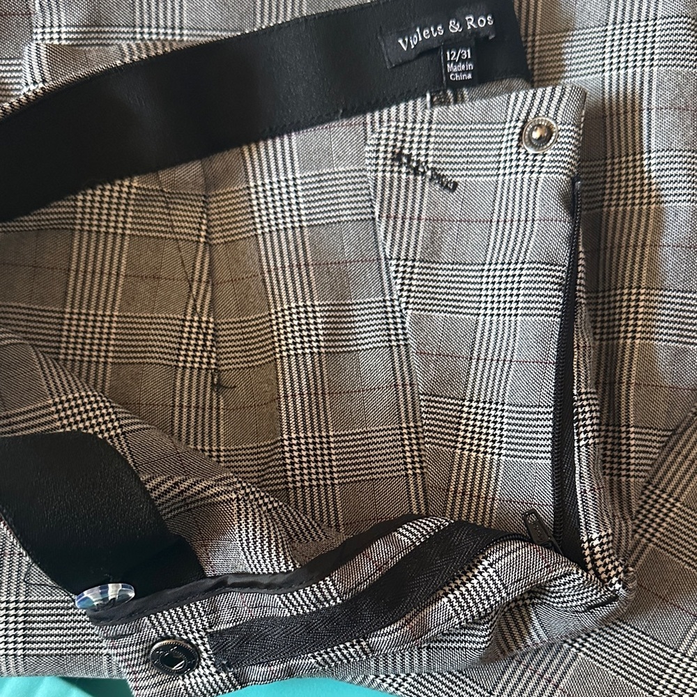 VIOLETS & ROSES Mid Rise Slim Straight Trouser size 12 - Picture 3 of 4